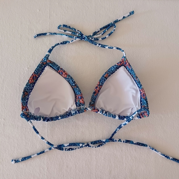 VENUS Enchantress Bikini Set, size 4 - Picture 9 of 15